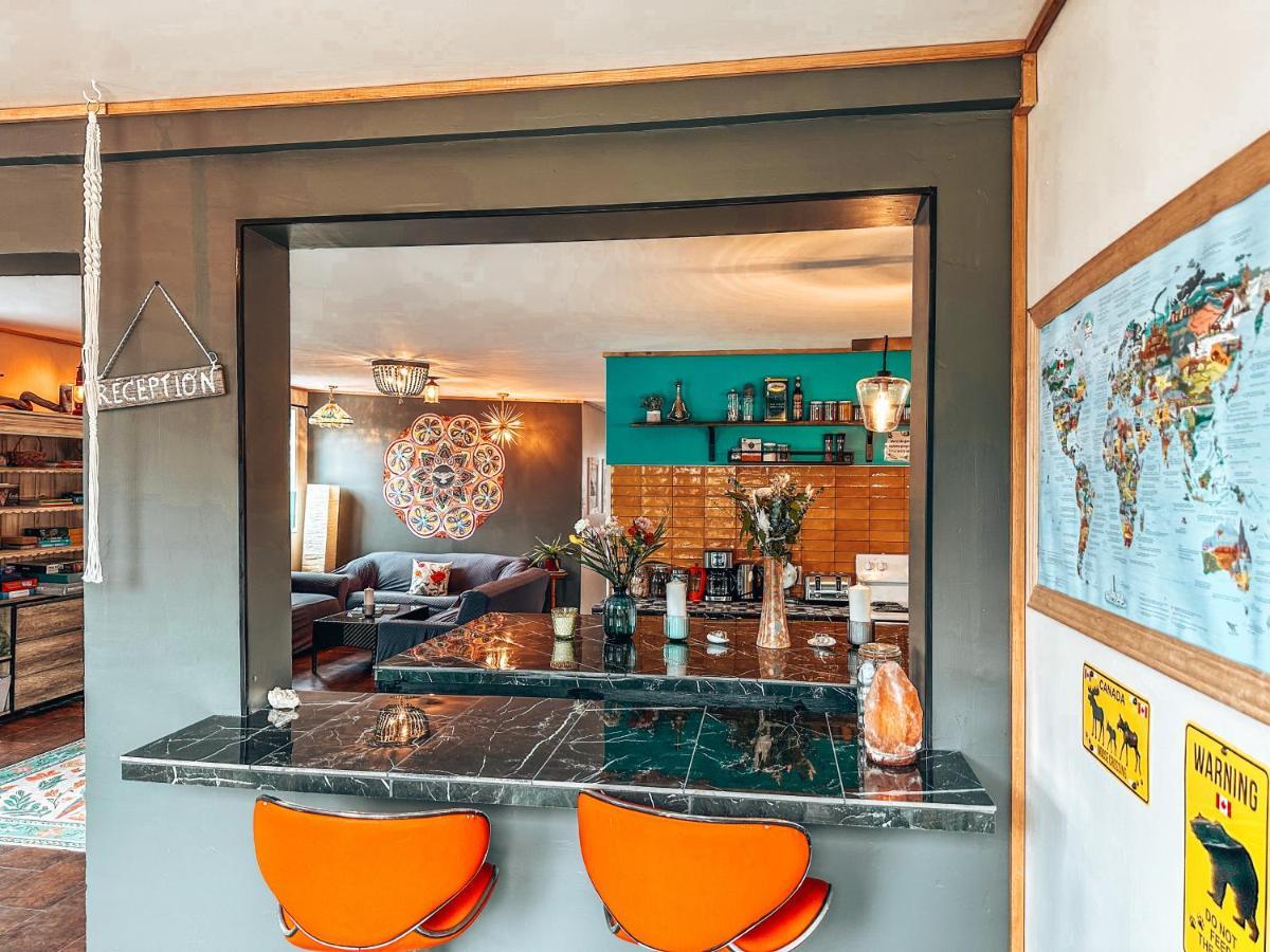 Auberge Mandala Saint Mathieu Du Parc Esterno foto